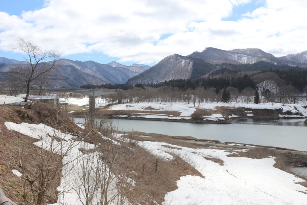 錦秋湖を渡る橋