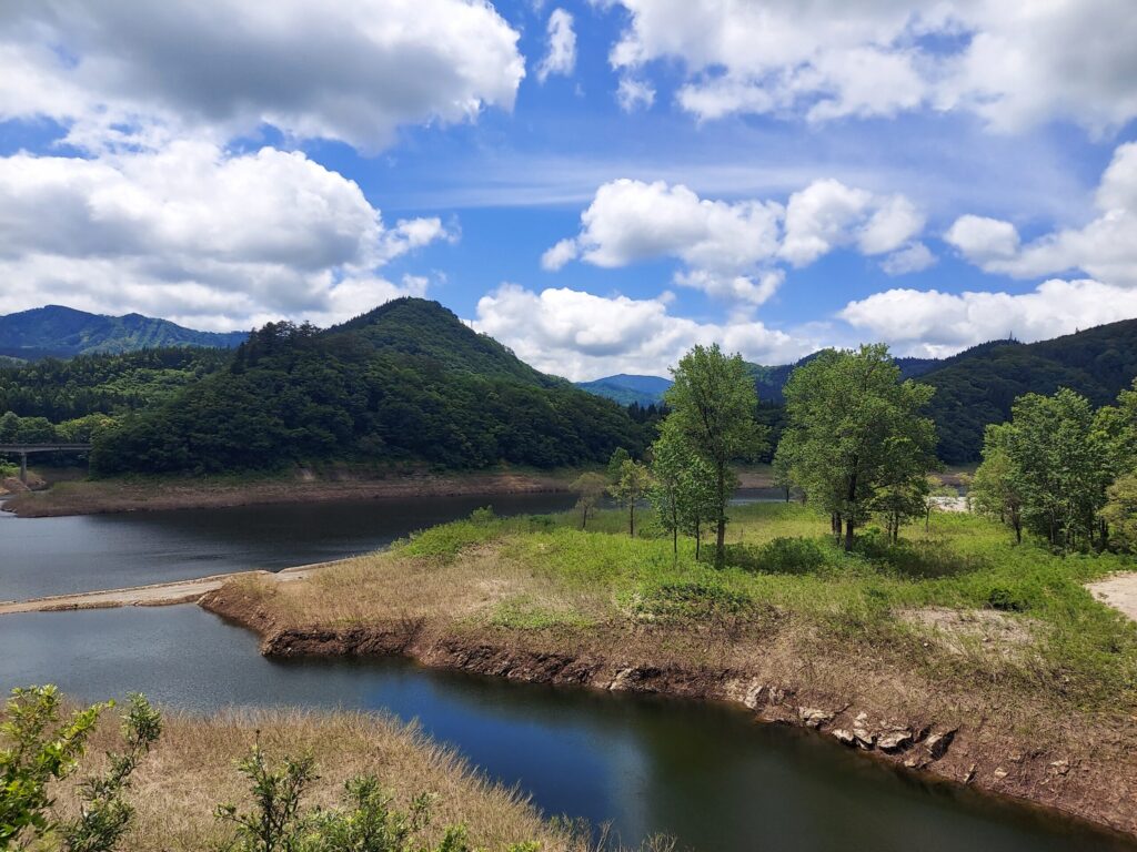 錦秋湖
